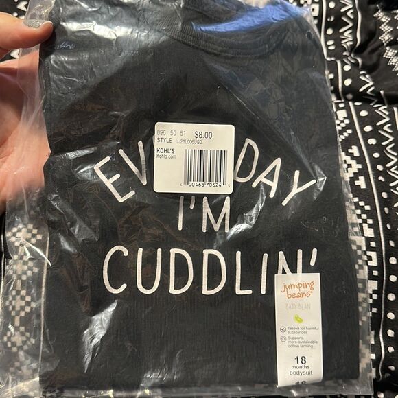 Bundle of NWT Gender Neutral Onsies 6-18 months - Picture 5 of 5